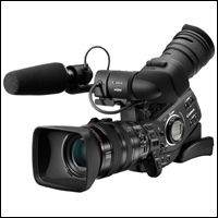 CANON EXPANDS OPTIONS FOR MOVIEMAKERS AND BROADCASTERS WITH NEW XL H1 HIGH DEFINITION CAMCORDER AND 20X HD VIDEO LENS-Main